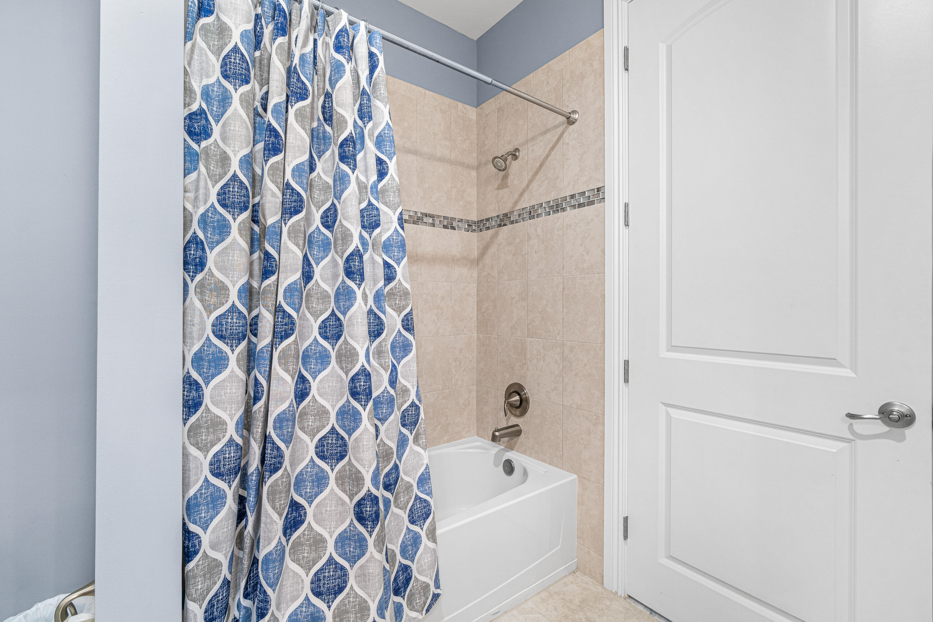 100 Northwest 69th Circle, Unit 13 Boca Raton, FL 33487 - Photo 26 of 45 bathroom