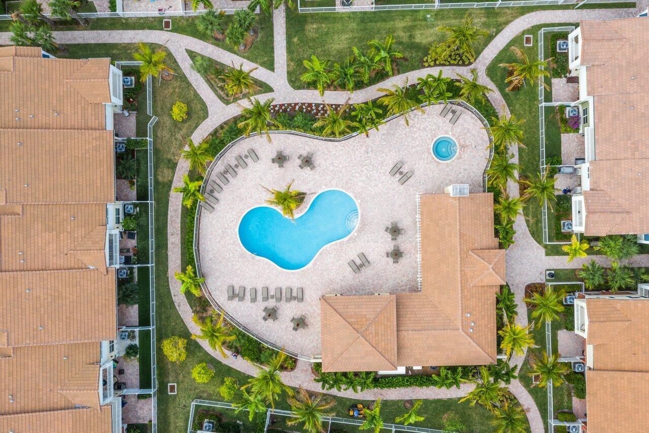 100 Northwest 69th Circle, Unit 13 Boca Raton, FL 33487 - Photo 38 of 45 pool