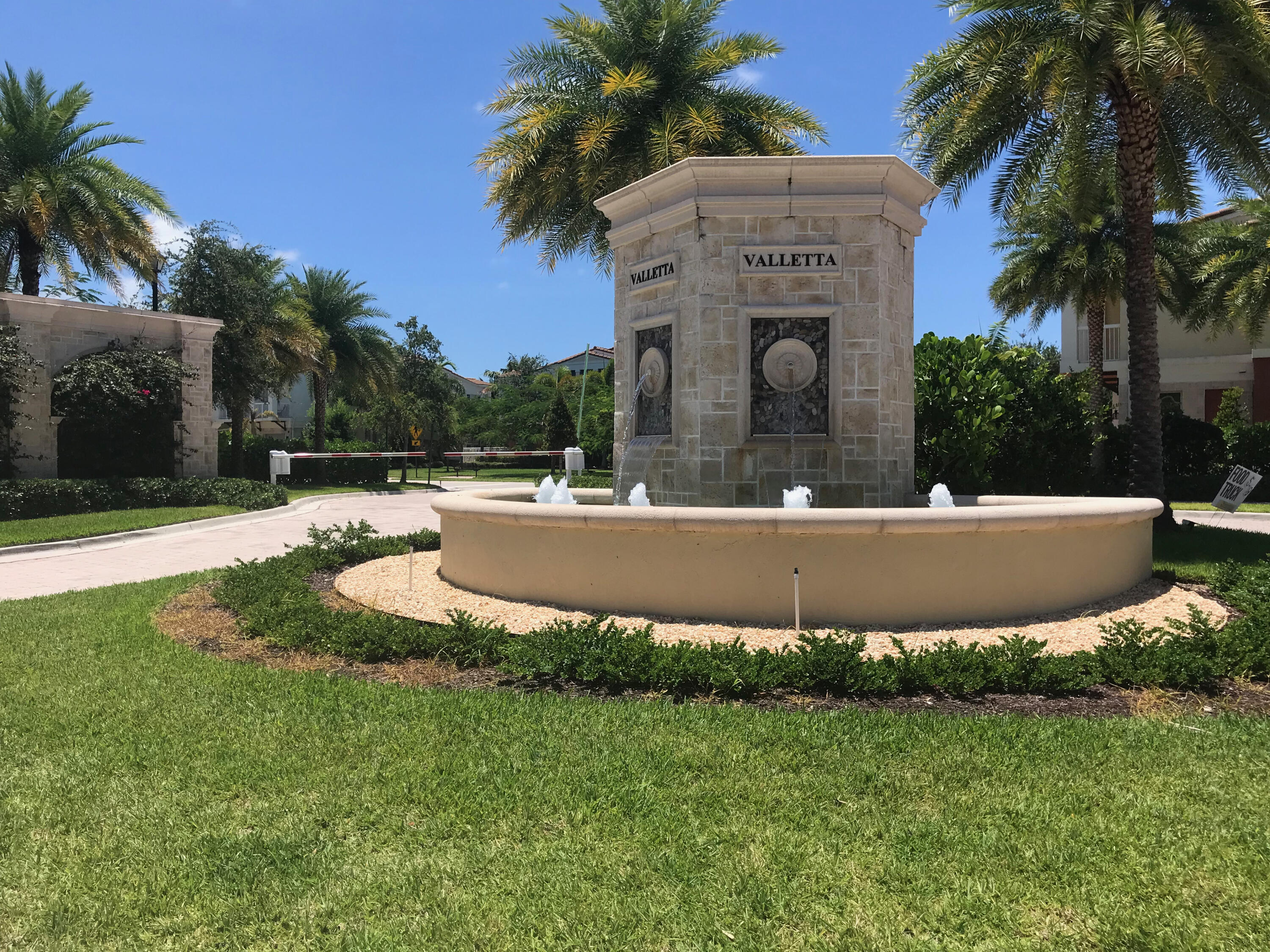 100 Northwest 69th Circle, Unit 13 Boca Raton, FL 33487 - Photo 45 of 45 entrance