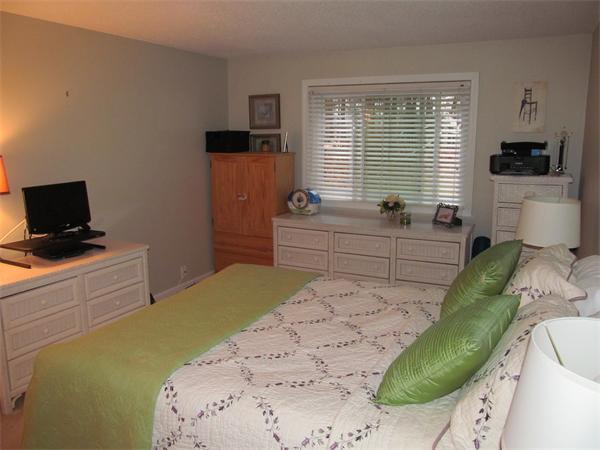 207 Franklin Crossing Road, Unit 7 Franklin, MA 02038 - Photo 15 of 22 Gallery Image 15