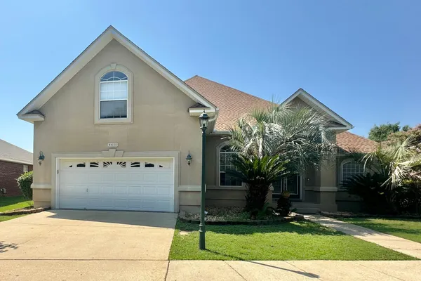 $2,600 | 4611 Chanan Drive, Crestview, FL 32539