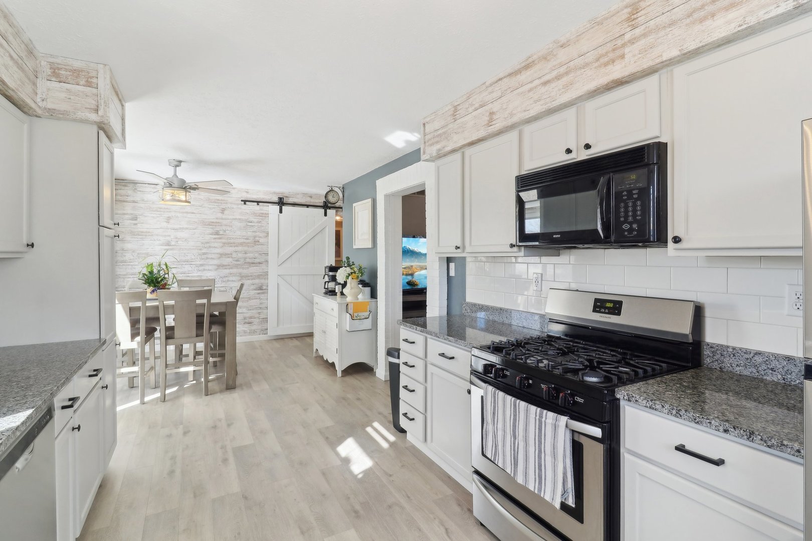 100 Sundance Trail Capron, IL 61012 - Photo 17 of 52