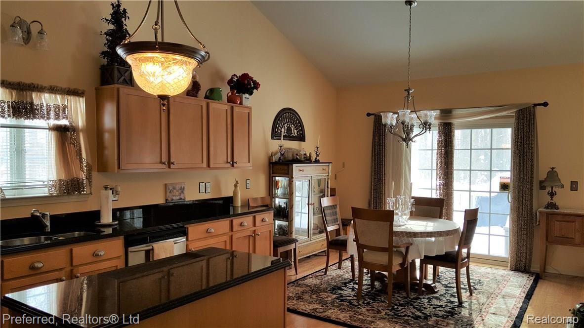 48289 Rockefeller Drive Canton, MI 48188 - Photo 8 of 29 DOORWALL OFF THE DINING AREA