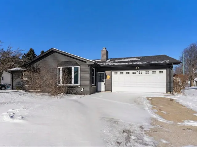 $269,900 | 2930 37th Street, Two Rivers, WI 54241