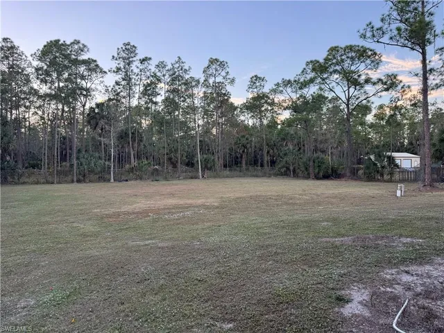 $3,100 | 871 Desoto Boulevard South, Naples, FL 34117