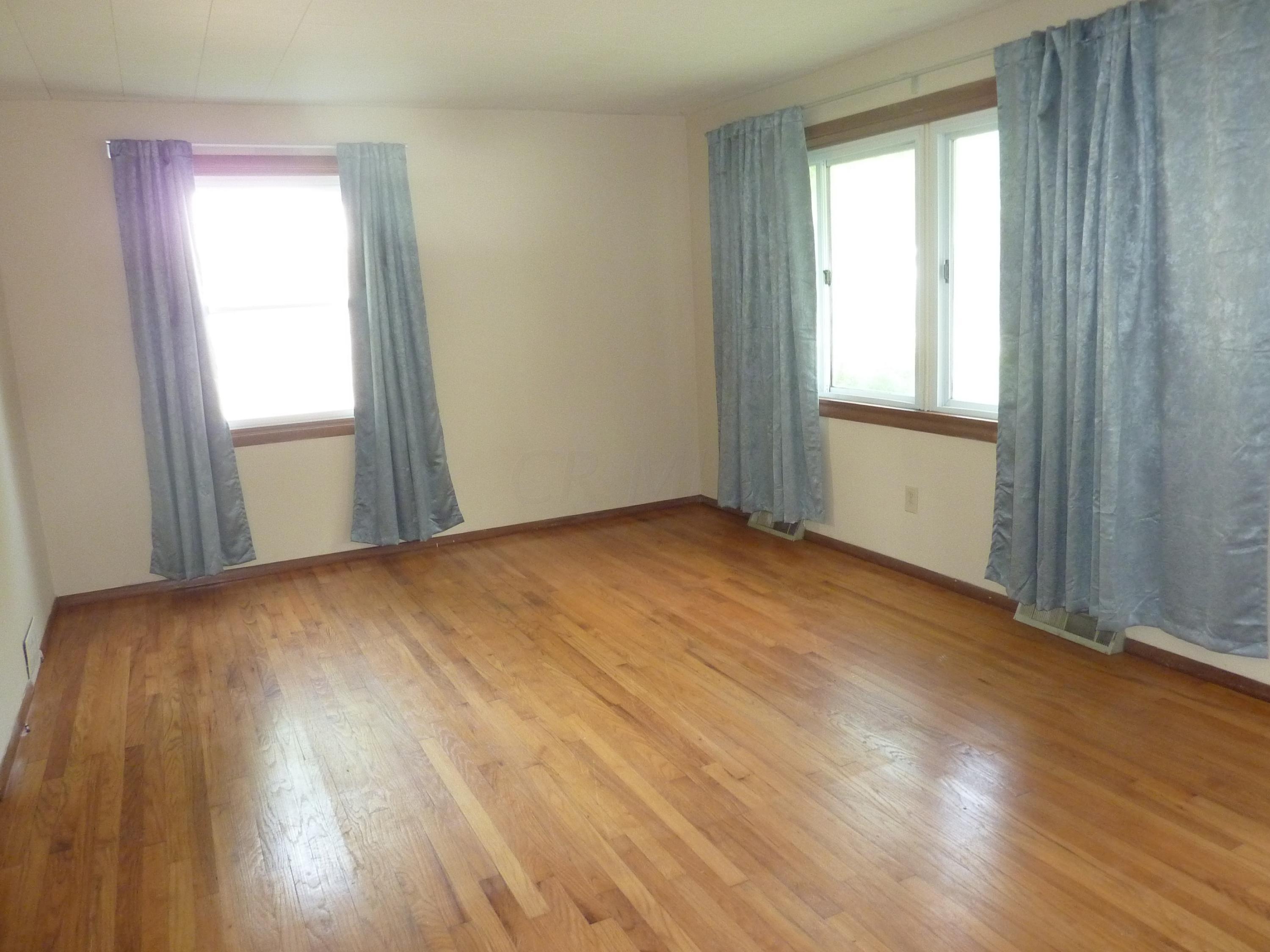 2159 Bristol Road Columbus, OH 43221 - Photo 2 of 14
