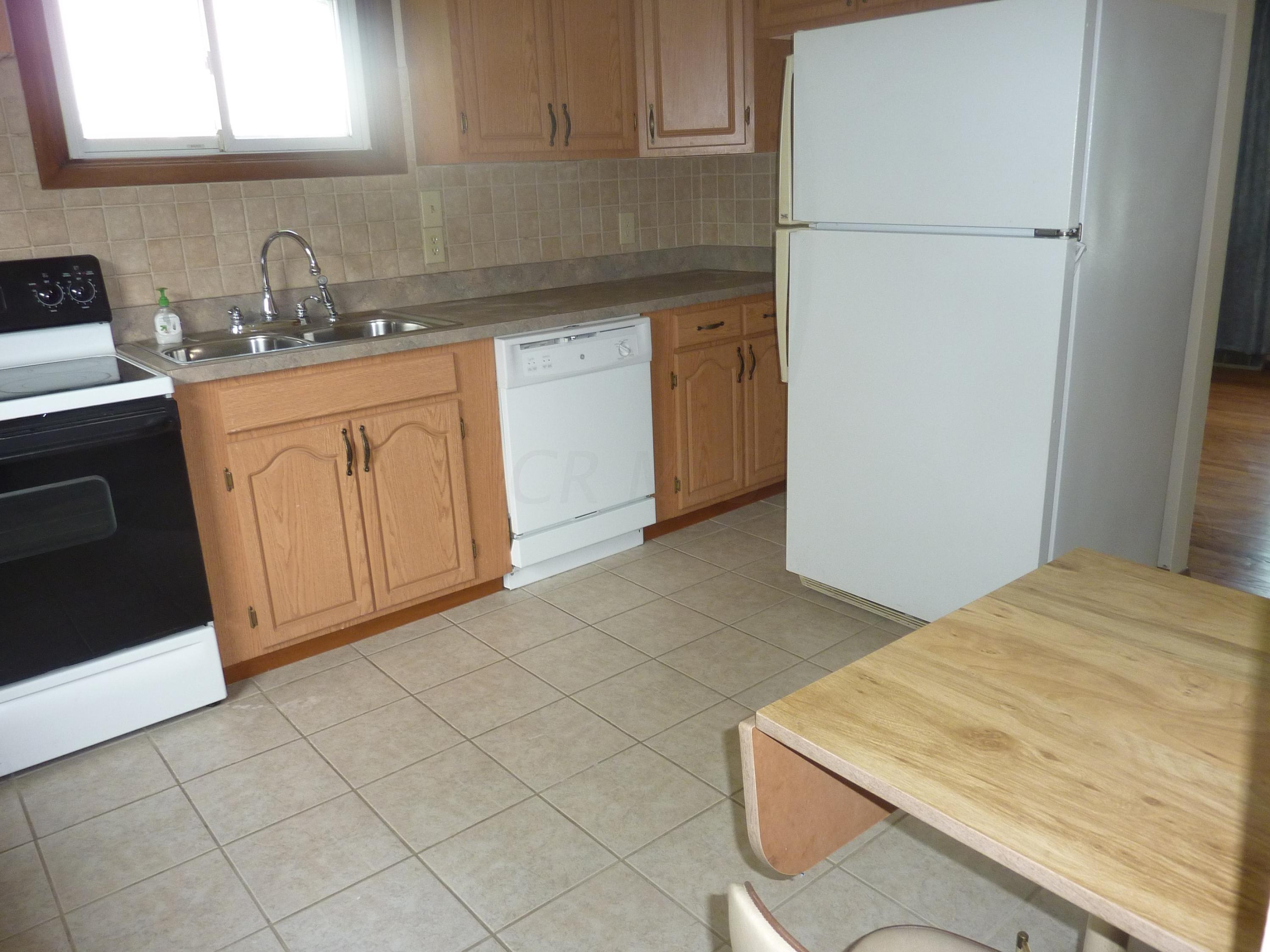 2159 Bristol Road Columbus, OH 43221 - Photo 4 of 14