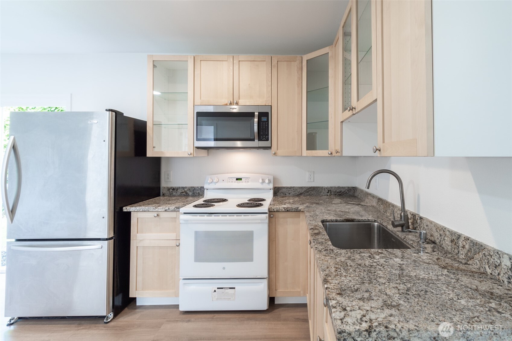 20915 80th Place West Edmonds, WA 98026 - Photo 28 of 40