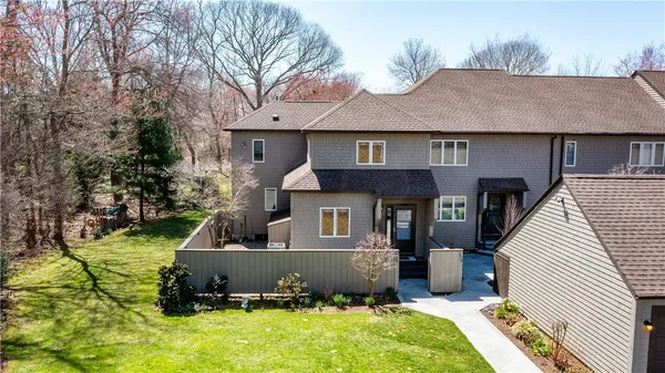 $659,000 | 255 Seabreeze Drive, North Kingstown, RI 02852