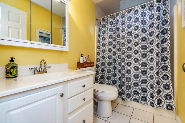 $659,000 | 255 Seabreeze Drive, North Kingstown, RI 02852