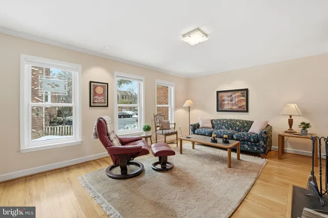 $959,000 | 1566 Westmoreland Street, McLean, VA 22101