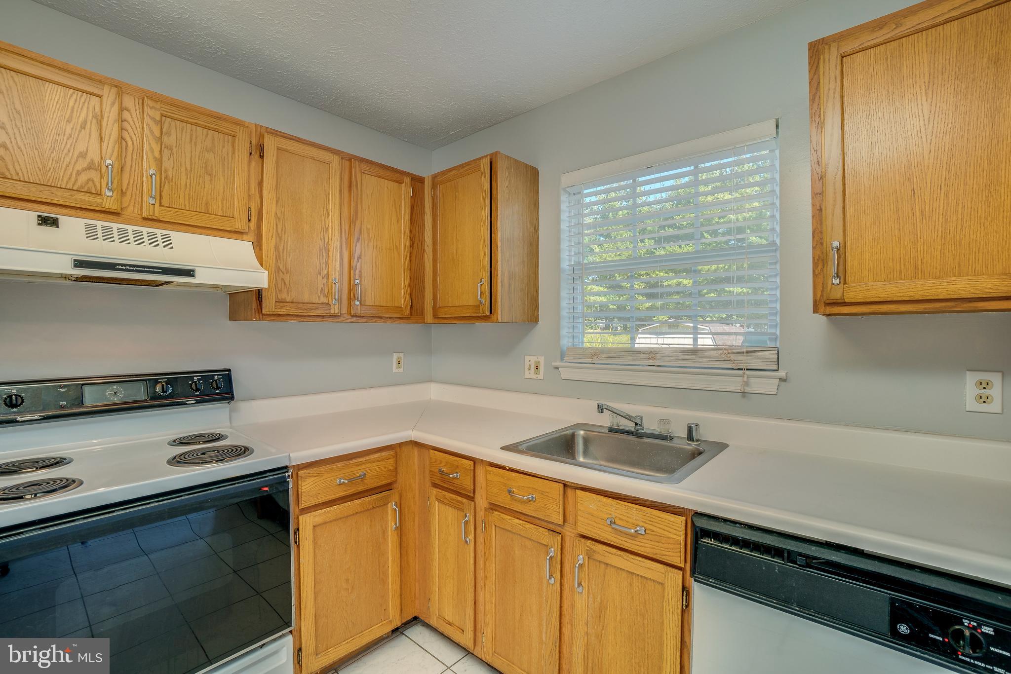 2107 Riding Crop Way Windsor Mill, MD 21244 - Photo 24 of 38