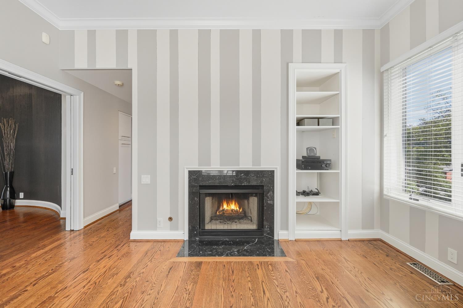 2942 Lower Grandin Road Cincinnati, OH 45208 - Photo 7 of 69 Gallery Image 7