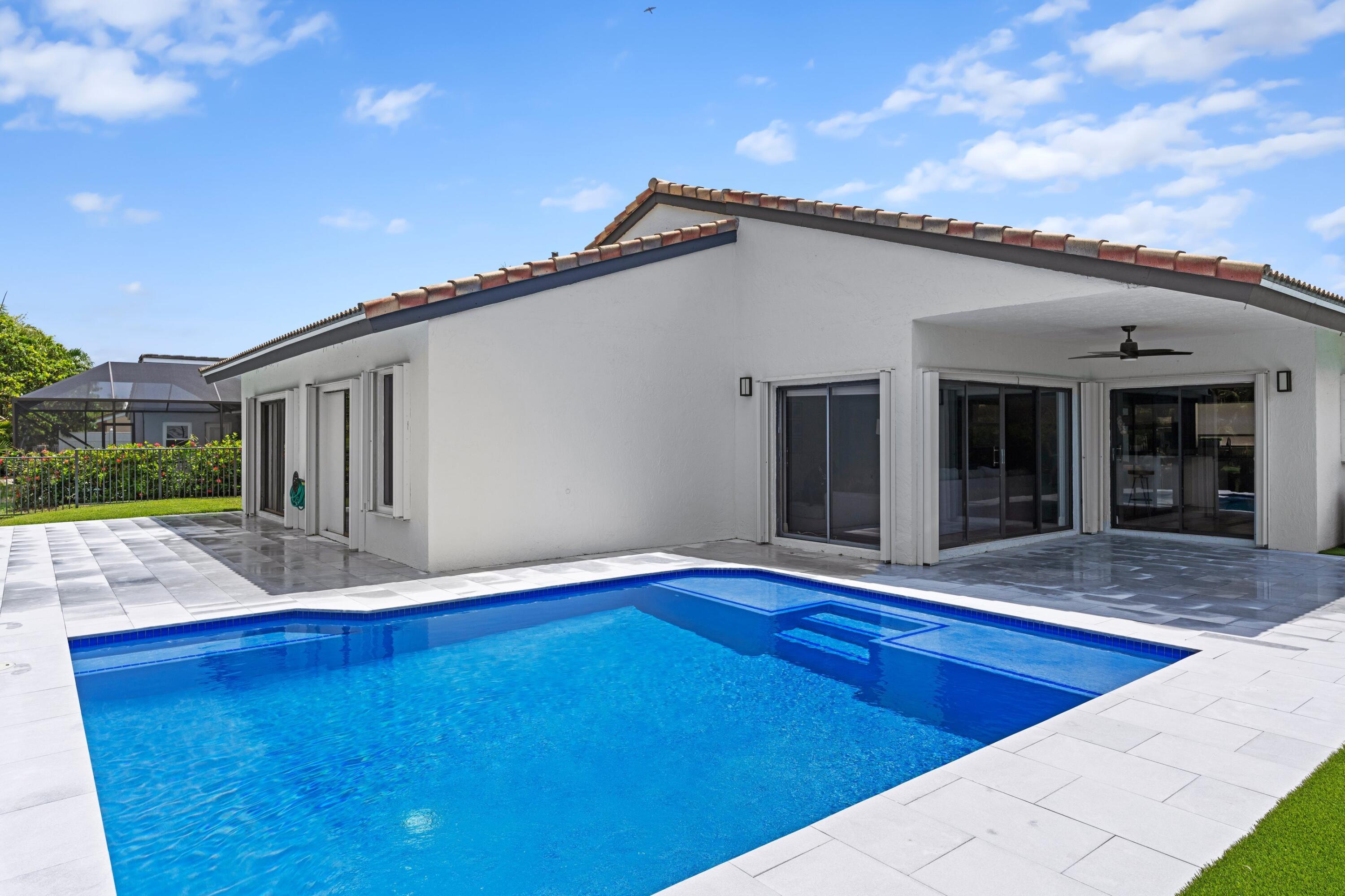 6973 Northwest 3rd Avenue Boca Raton, FL 33487 - Photo 15 of 37 Pool & Patio