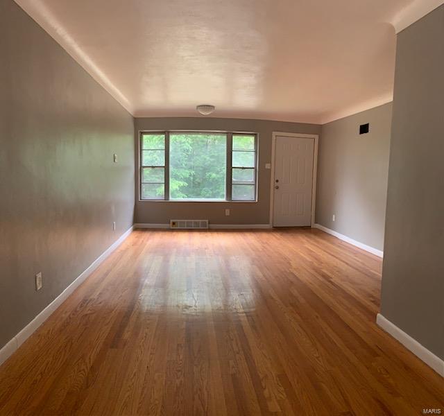 627 Southeast Chambers Road St. Louis, MO 63137 - Photo 5 of 23
