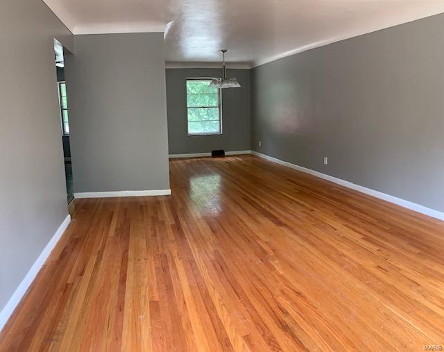 627 Southeast Chambers Road St. Louis, MO 63137 - Photo 6 of 23