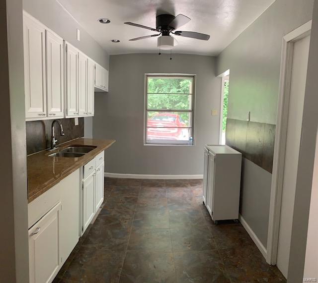 627 Southeast Chambers Road St. Louis, MO 63137 - Photo 7 of 23