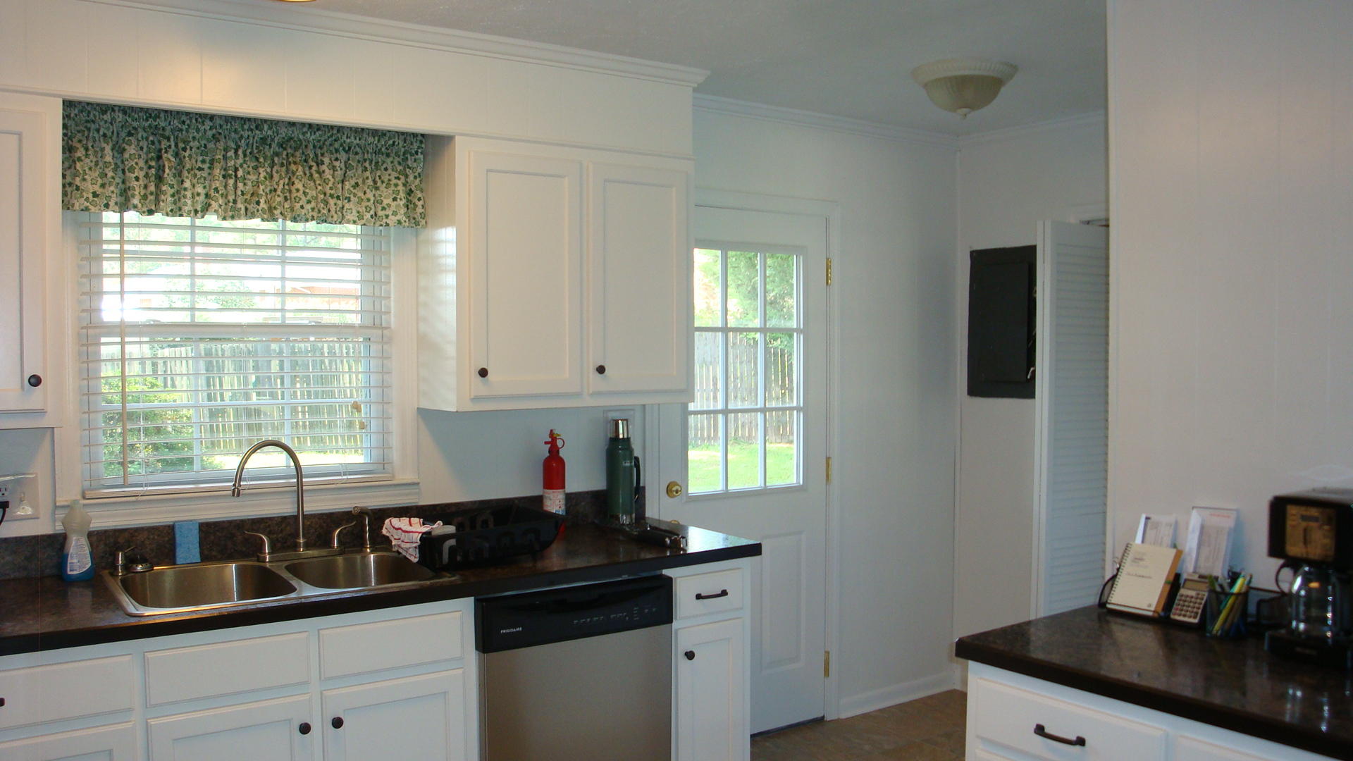 121 Mckinnon Drive Rockingham, NC 28379 - Photo 7 of 11 DSC08405