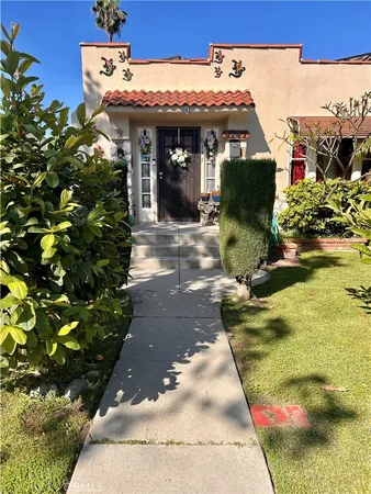 $1,050,000 | 6147 Gundry Avenue, Long Beach, CA 90805