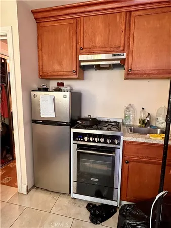 $1,050,000 | 6147 Gundry Avenue, Long Beach, CA 90805