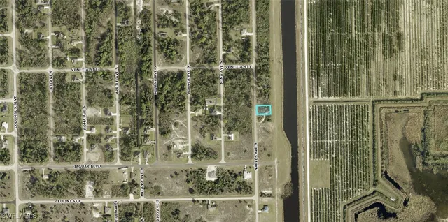 a view of a bathroom