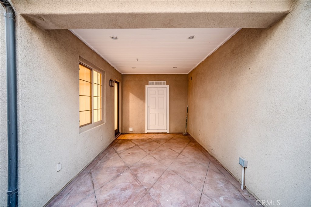 70 Latitude Irvine, CA 92618 - Photo 21 of 27 a view of an empty room with a window