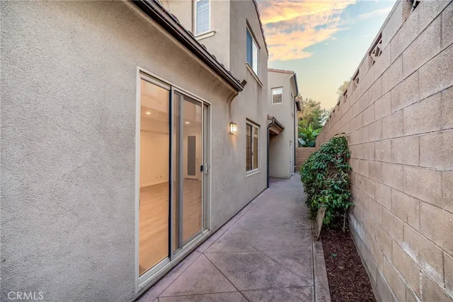 a view of a house with a big yard
