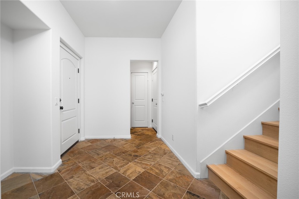 70 Latitude Irvine, CA 92618 - Photo 5 of 27