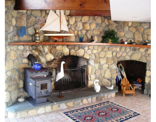 79-81 Seaside Road Scituate, MA 02066 - Photo 5 of 16 Gallery Image 5