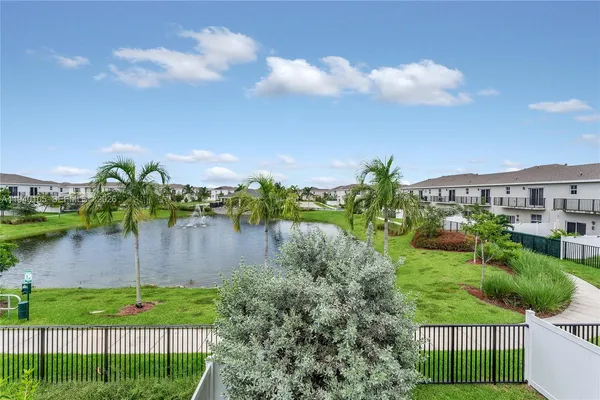 $2,900 | 805 South E 18th Street, Unit 805, Homestead, FL 33034