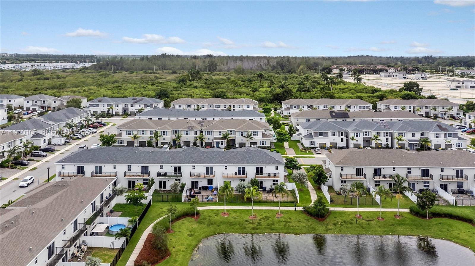 805 South E 18th Street, Unit 805 Homestead, FL 33034 - Photo 26 of 29 an aerial view of multiple house