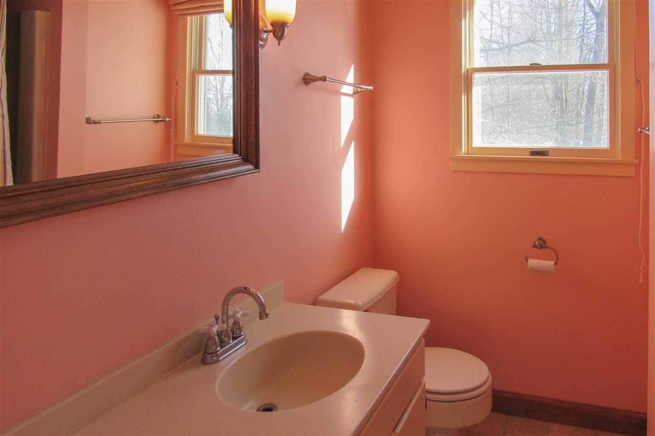 86 Halladay Road Middlebury, VT 05753 - Photo 11 of 12 Gallery Image 11