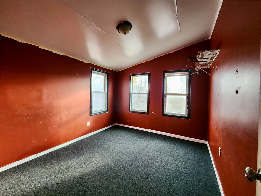 479 Bay Street Rochester, NY 14609 - Photo 19 of 24