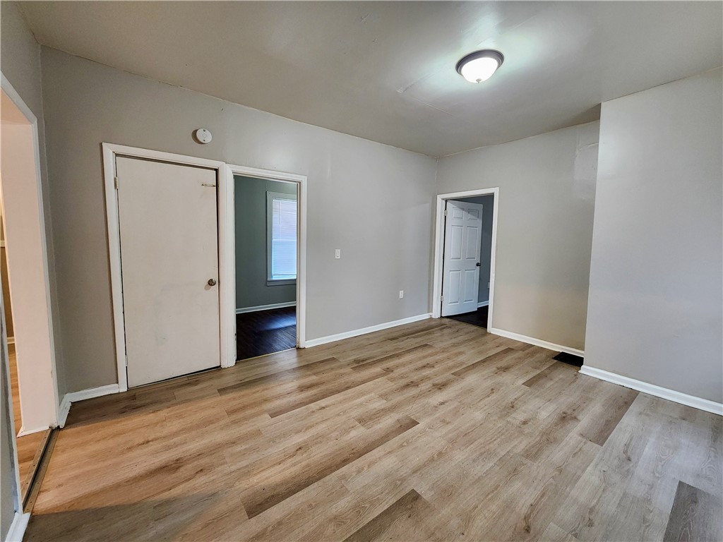 479 Bay Street Rochester, NY 14609 - Photo 4 of 24