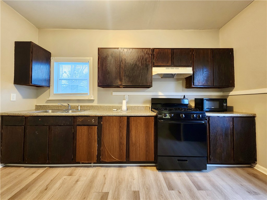 479 Bay Street Rochester, NY 14609 - Photo 8 of 24