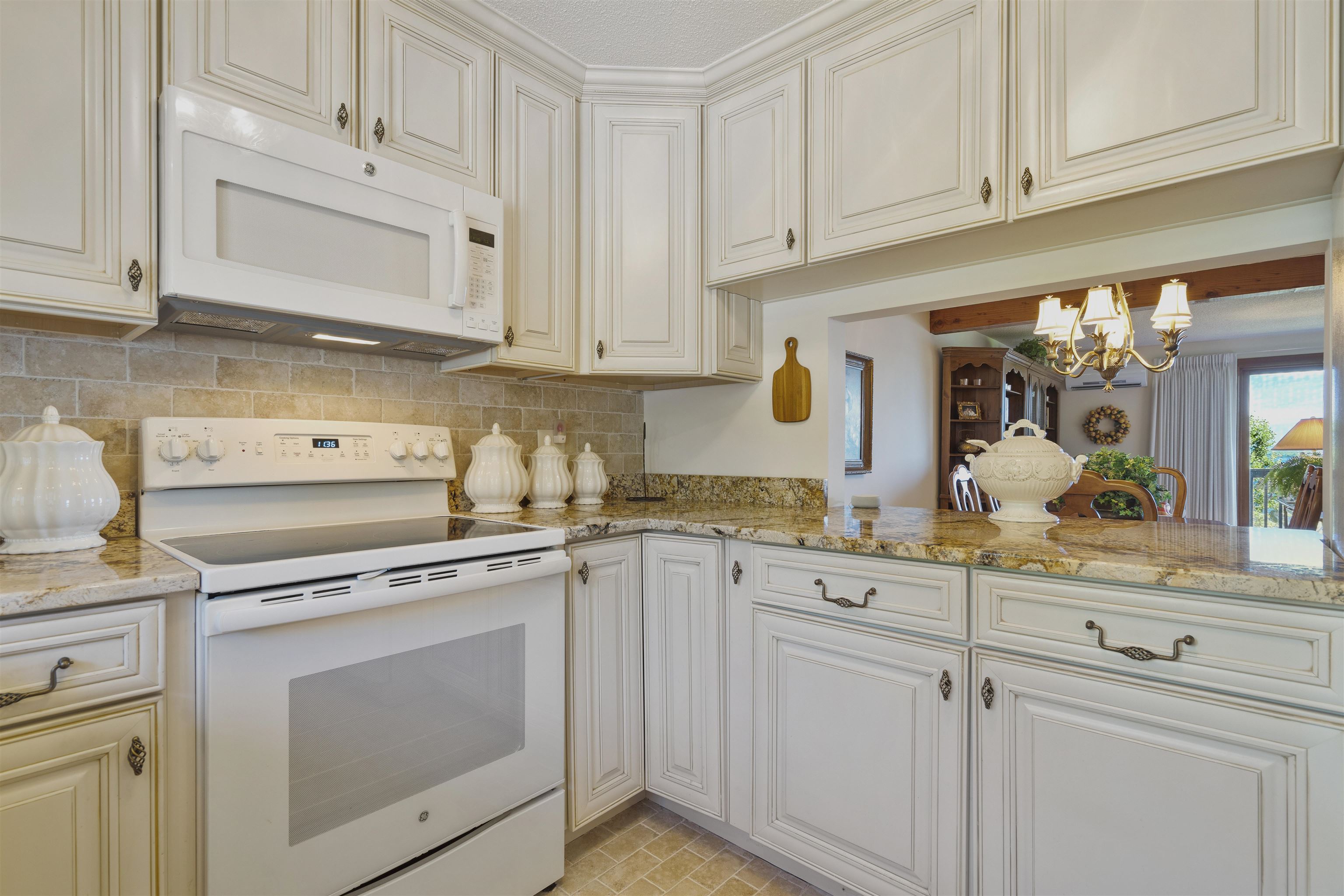 170 Belknap Point Road, Unit 14 Gilford, NH 03249 - Photo 13 of 40