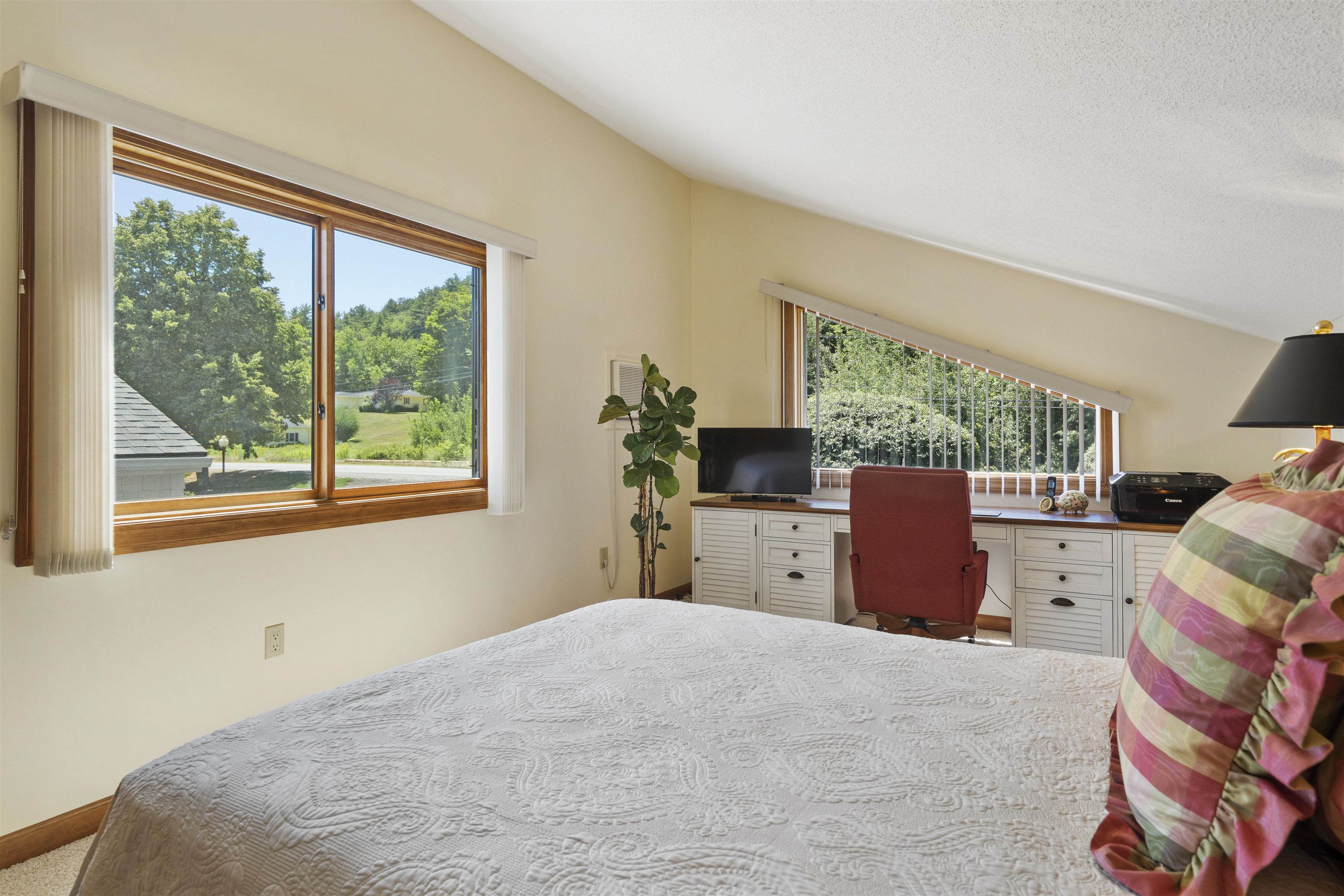 170 Belknap Point Road, Unit 14 Gilford, NH 03249 - Photo 27 of 40