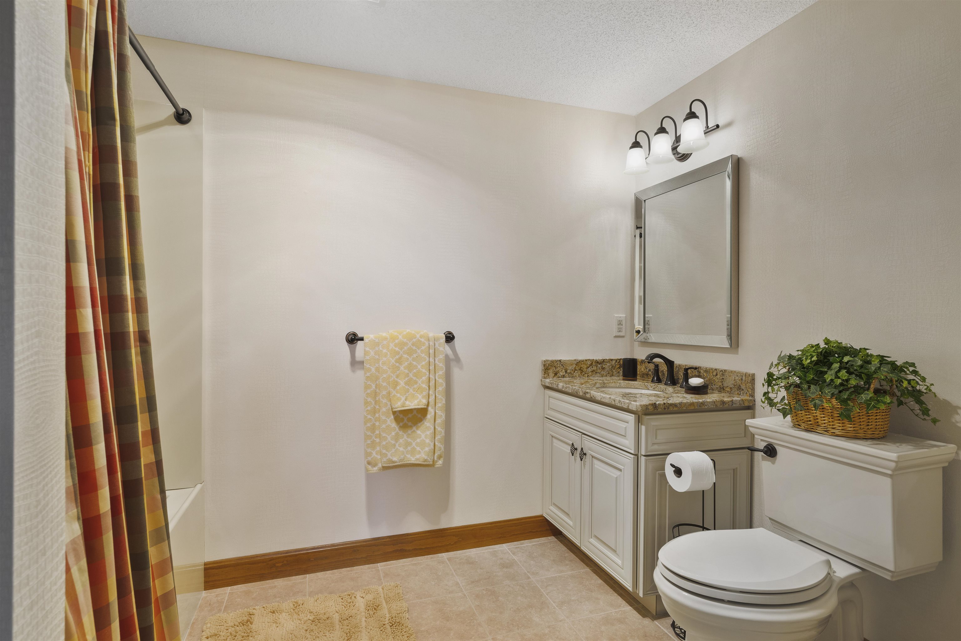 170 Belknap Point Road, Unit 14 Gilford, NH 03249 - Photo 33 of 40