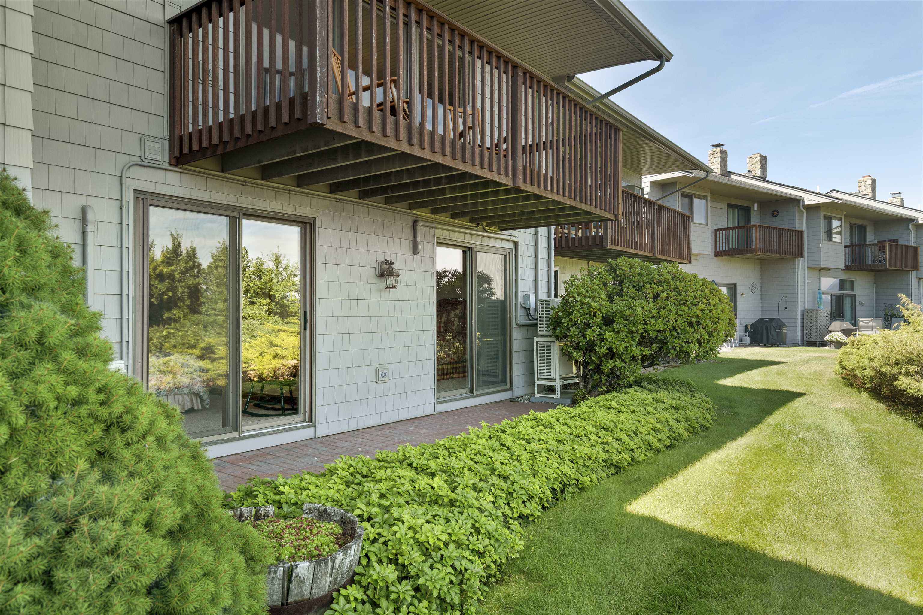 170 Belknap Point Road, Unit 14 Gilford, NH 03249 - Photo 9 of 40