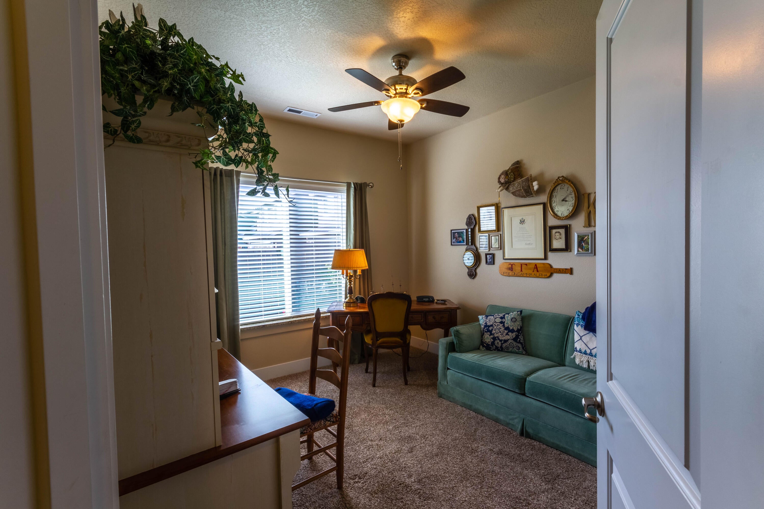 401 Live Oak Loop Central Point, OR 97502 - Photo 14 of 26 14