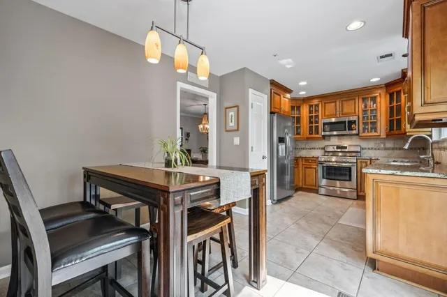 $595,000 | 25 Whitlock Square, Marietta, GA 30064