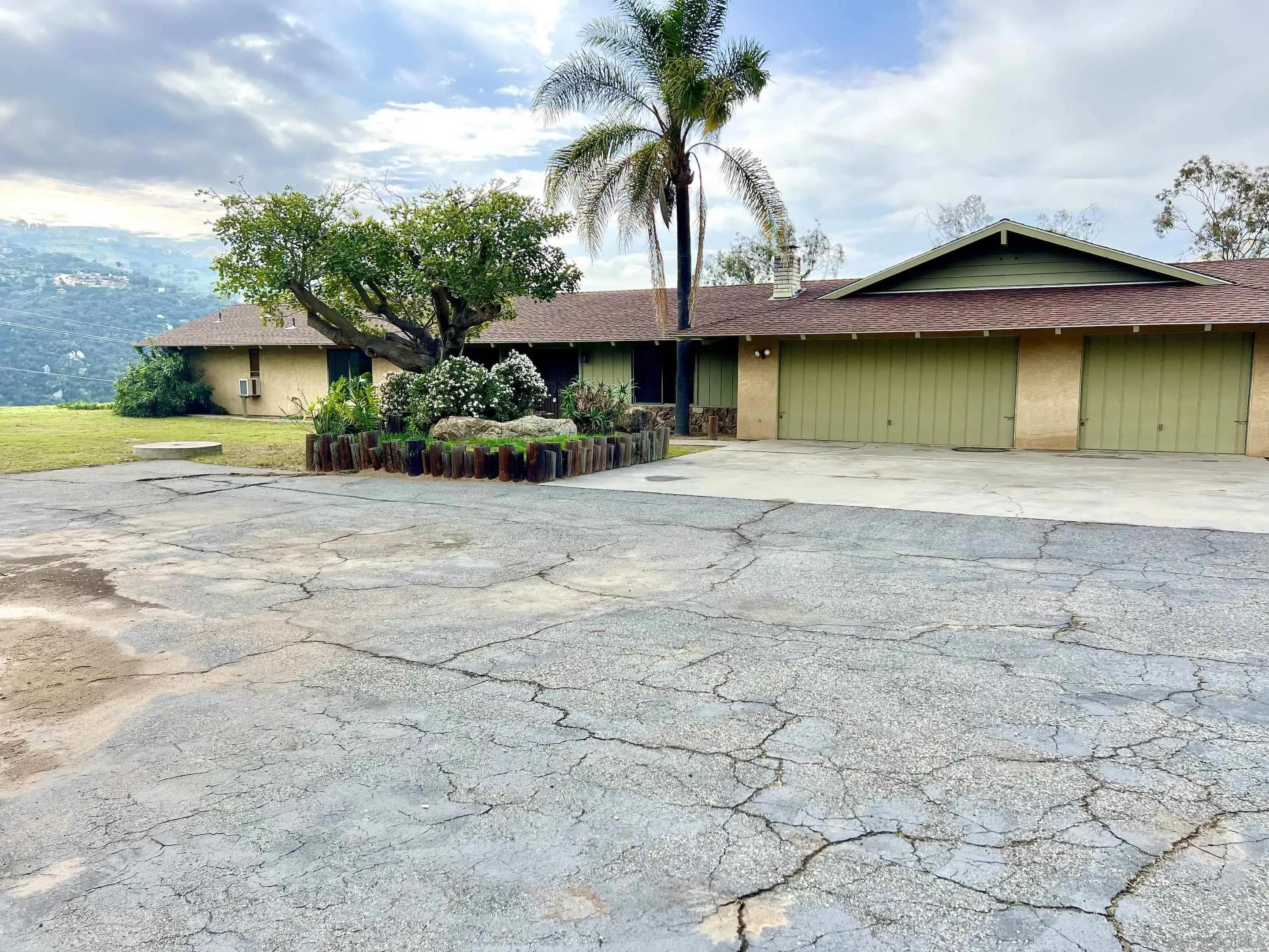 10361 Old Castle Road Valley Center, CA 92082 - Photo 3 of 26