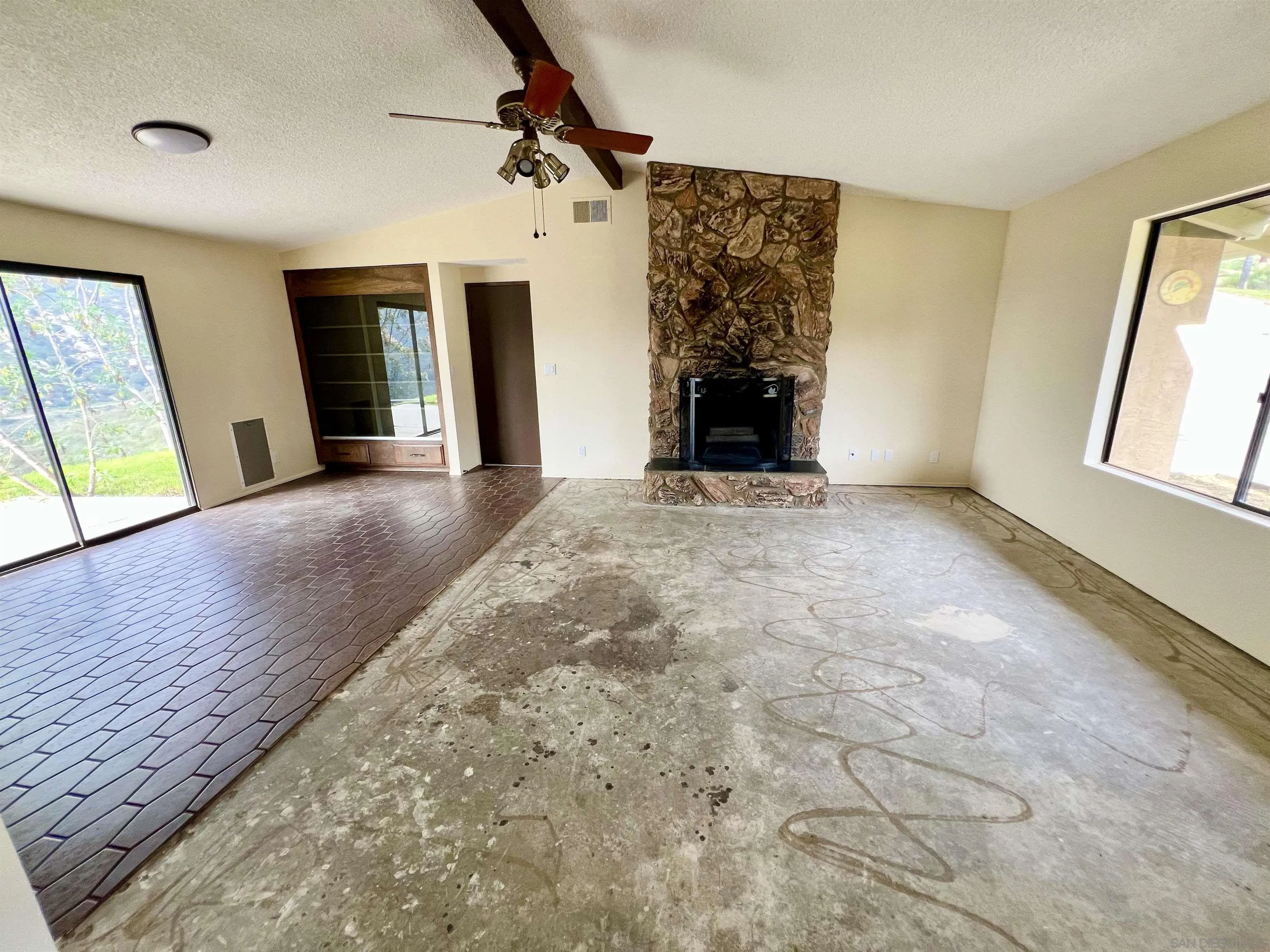 10361 Old Castle Road Valley Center, CA 92082 - Photo 7 of 26