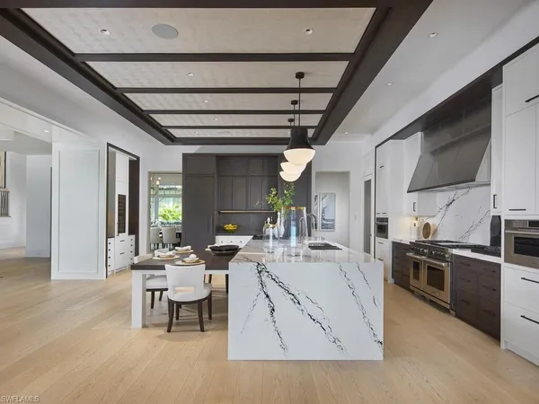 $44,000,000 | 3220 Rum Row, Naples, FL 34102