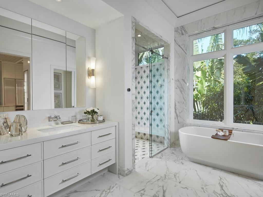 3220 Rum Row Naples, FL 34102 - Photo 21 of 41