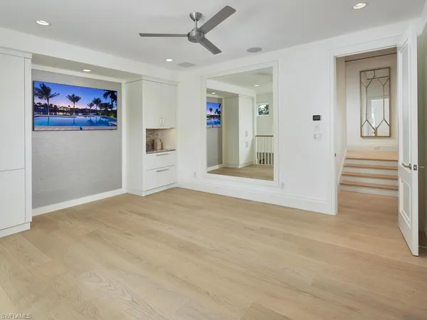$44,000,000 | 3220 Rum Row, Naples, FL 34102