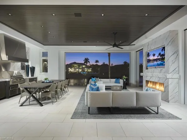 $44,000,000 | 3220 Rum Row, Naples, FL 34102