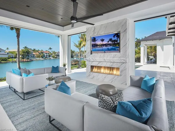 $44,000,000 | 3220 Rum Row, Naples, FL 34102