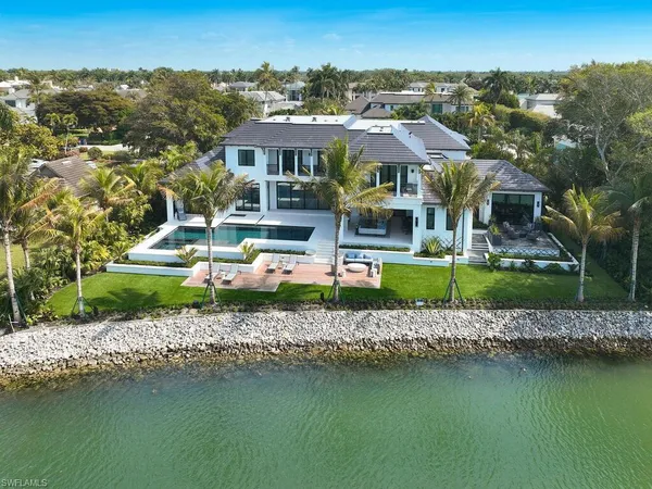 $44,000,000 | 3220 Rum Row, Naples, FL 34102