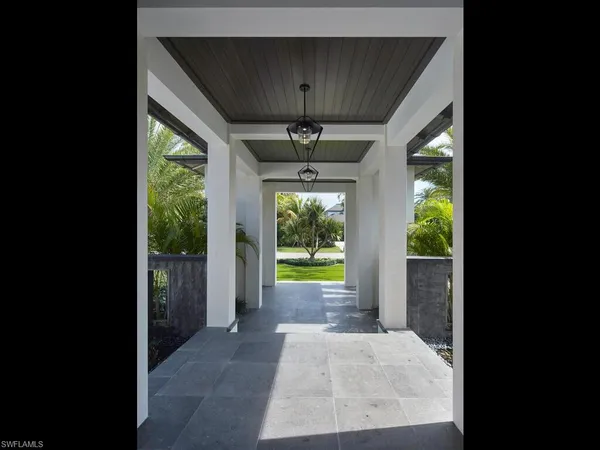 $44,000,000 | 3220 Rum Row, Naples, FL 34102